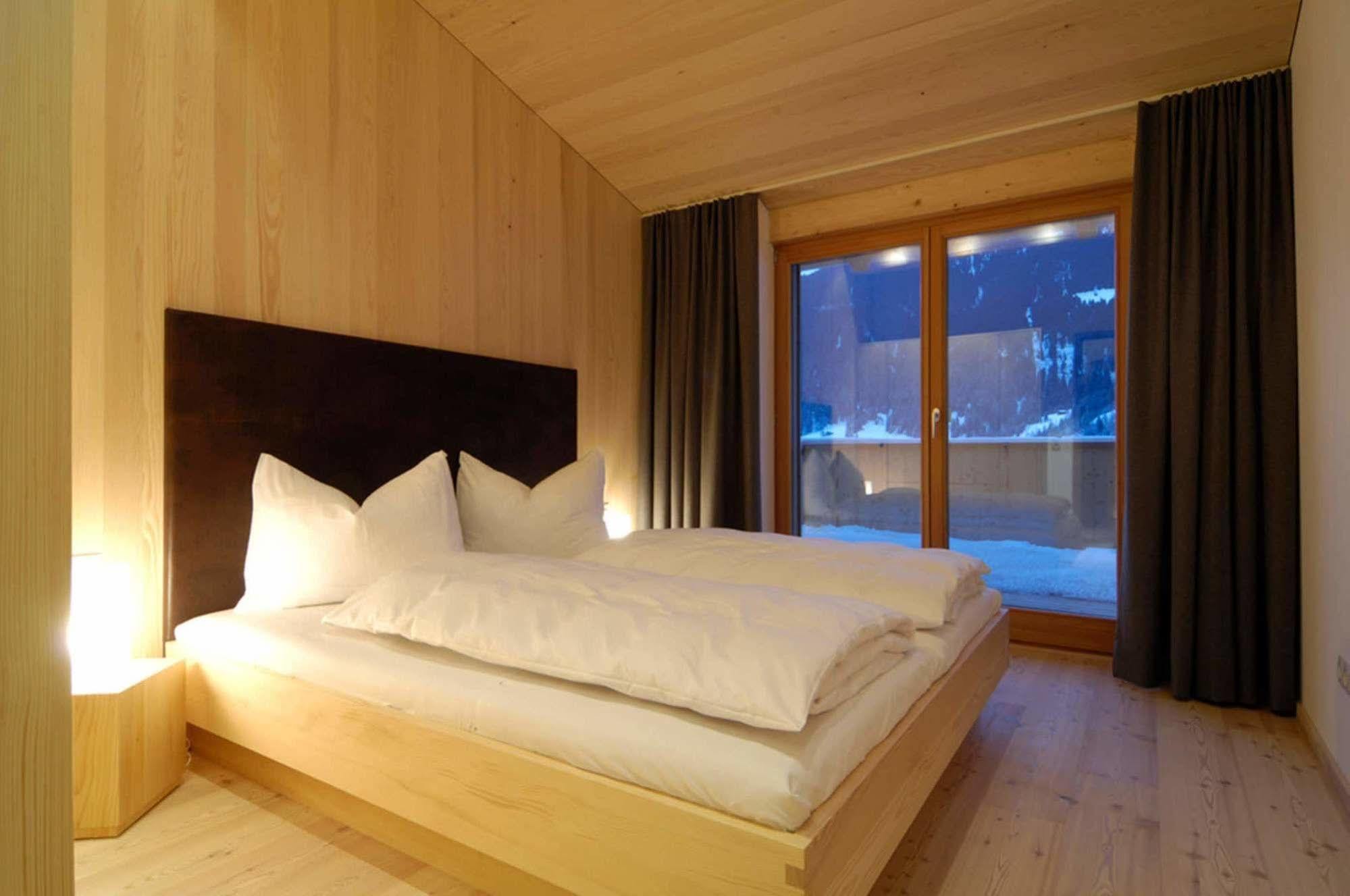 Hotel Monika Гашум Экстерьер фото